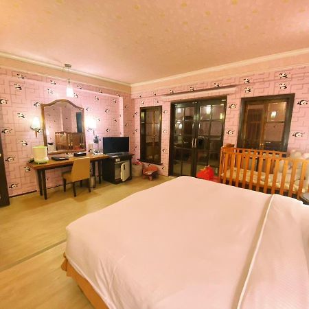 種子商旅 Hotel Kaohsiung Luaran gambar