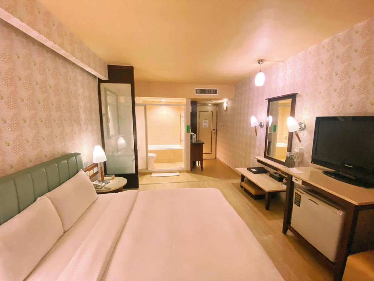 種子商旅 Hotel Kaohsiung Luaran gambar