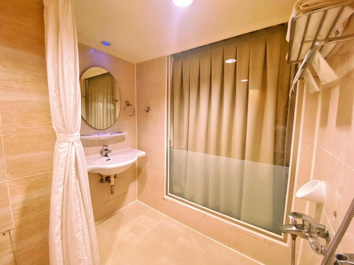 種子商旅 Hotel Kaohsiung Luaran gambar
