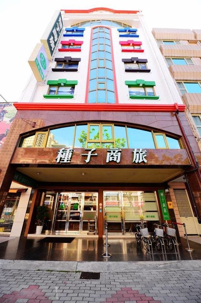 種子商旅 Hotel Kaohsiung Luaran gambar