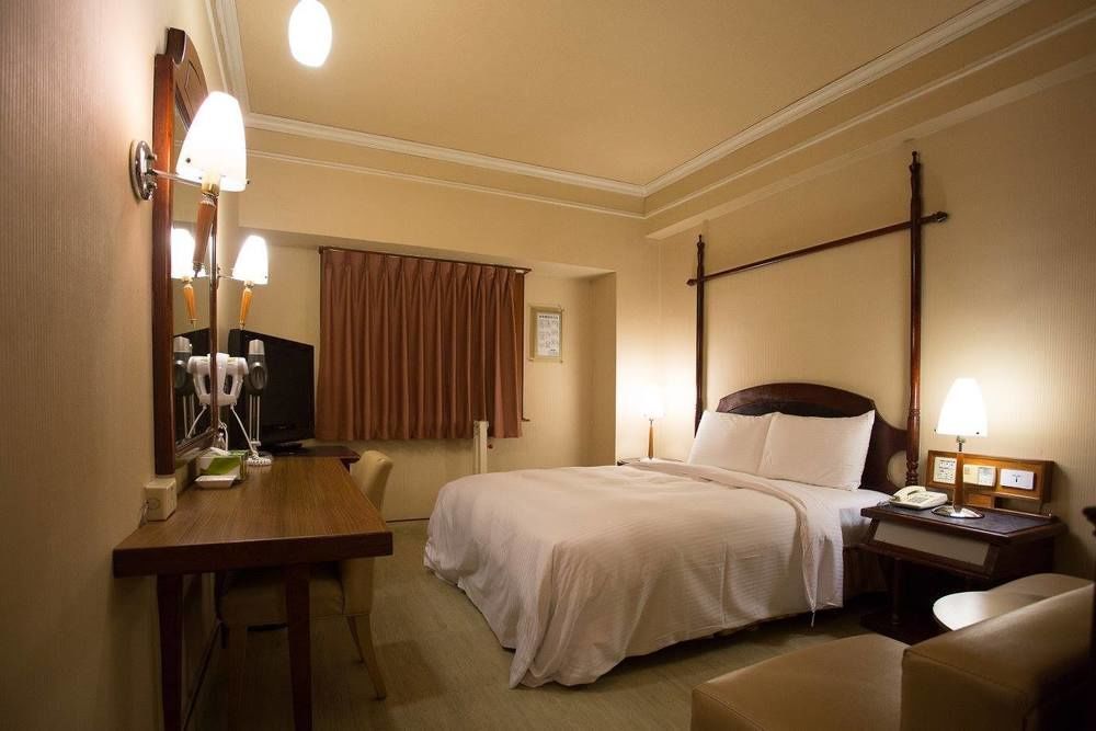 種子商旅 Hotel Kaohsiung Luaran gambar