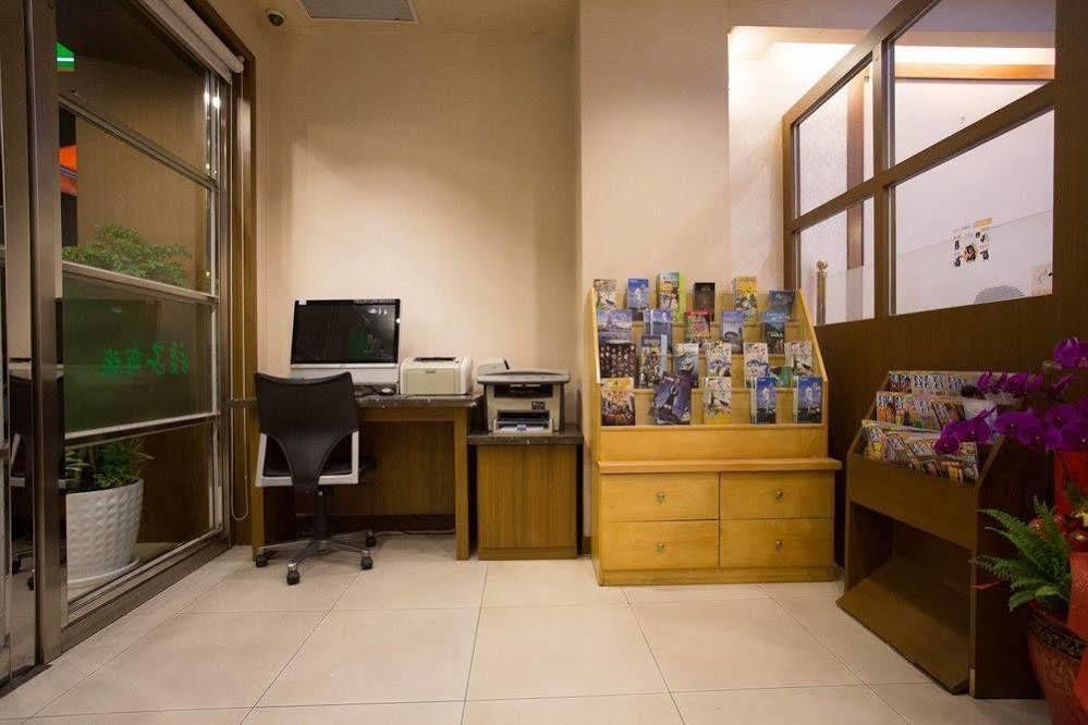 種子商旅 Hotel Kaohsiung Luaran gambar